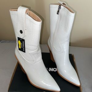 Apology accepted Fashionova booties